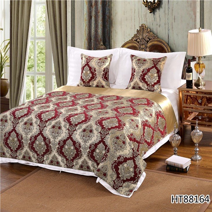 Affordable & Luxurious Hotel Bedspreads